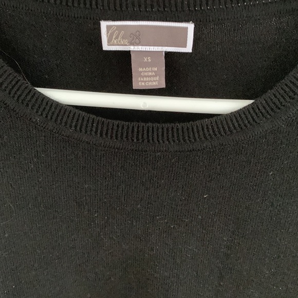 Black sweater with lace detail - Picture 5 of 6